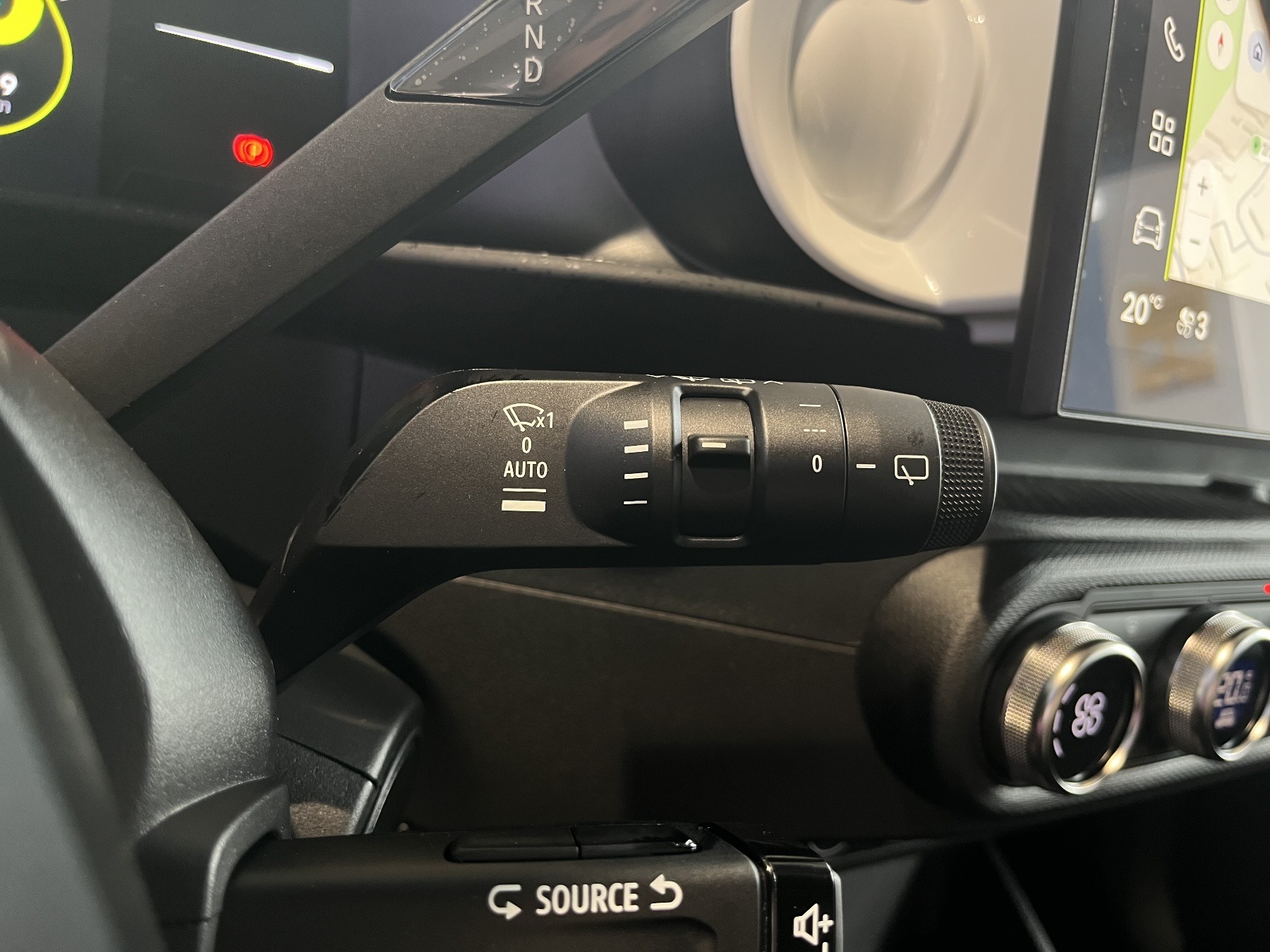 Bild 26 - Twingo E-TECH elektrisch Techno 80hp Urban Range