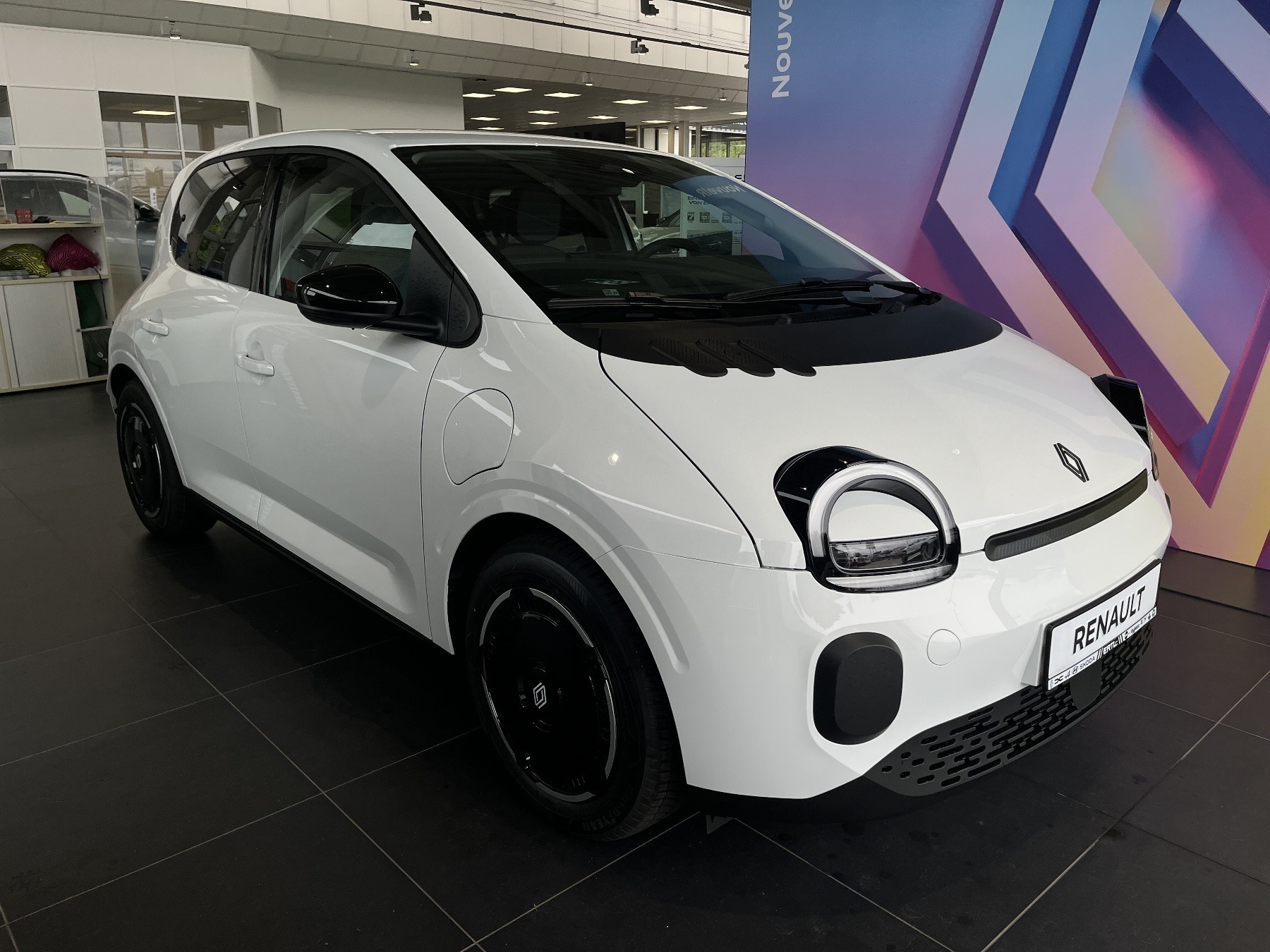 Bild 3 - Twingo E-TECH elektrisch Techno 80hp Urban Range