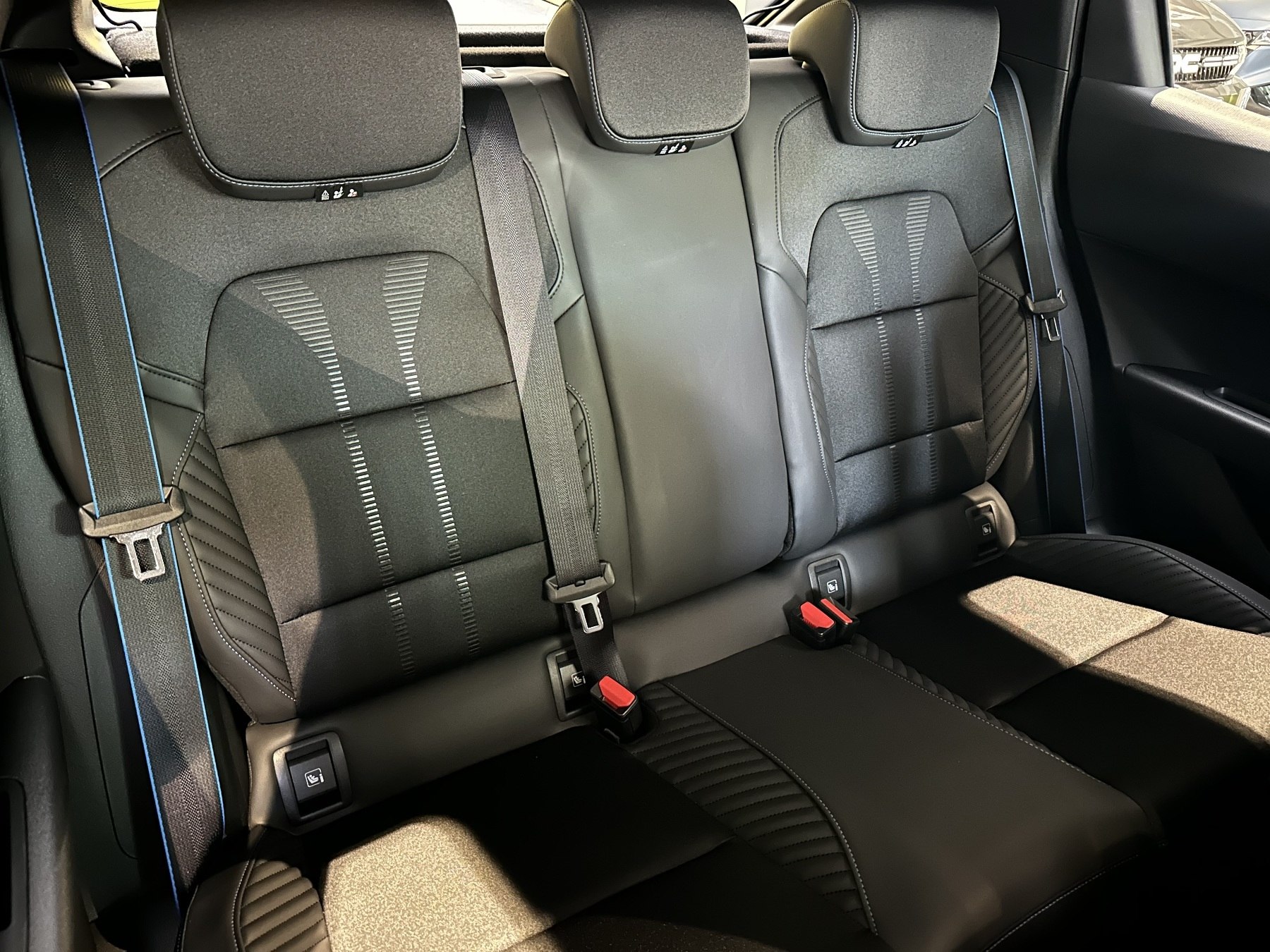 Bild 12 - Clio Full Hybrid E-Tech 160PS Esprit Alpine