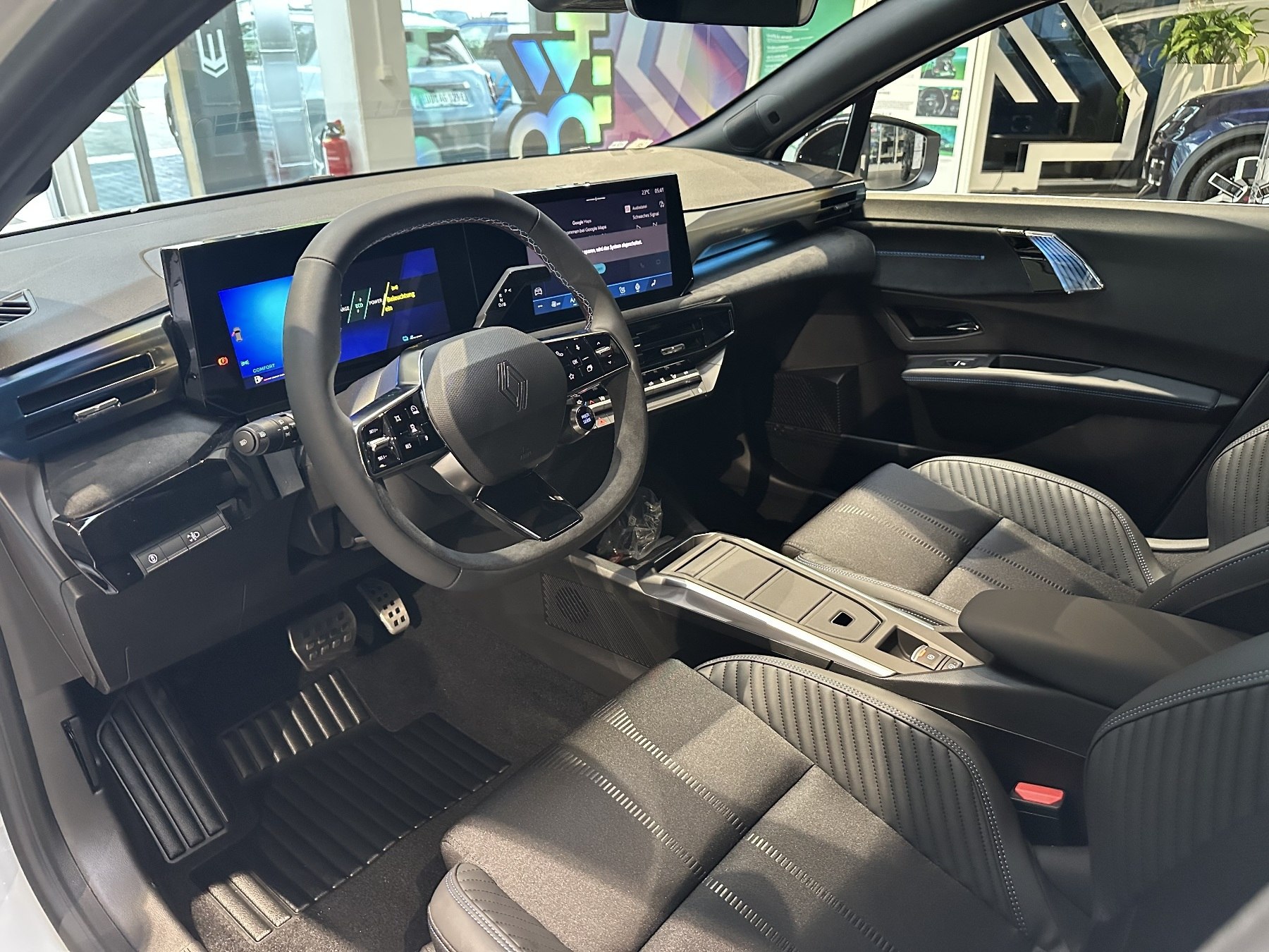 Bild 29 - Clio Full Hybrid E-Tech 160PS Esprit Alpine