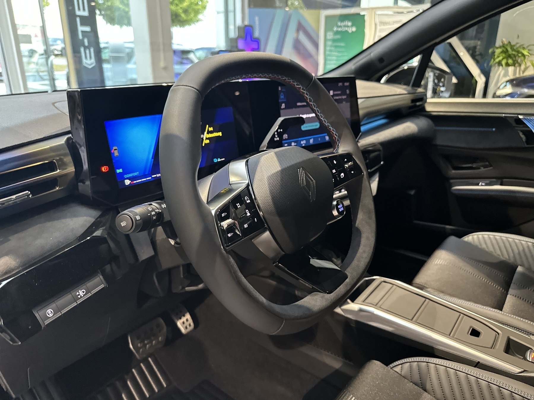 Bild 30 - Clio Full Hybrid E-Tech 160PS Esprit Alpine