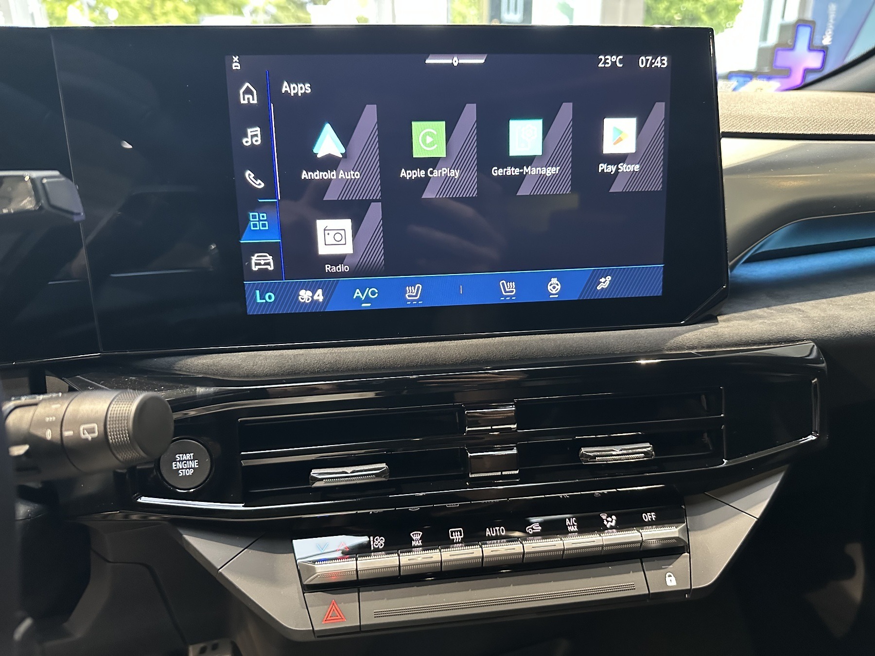 Bild 40 - Clio Full Hybrid E-Tech 160PS Esprit Alpine