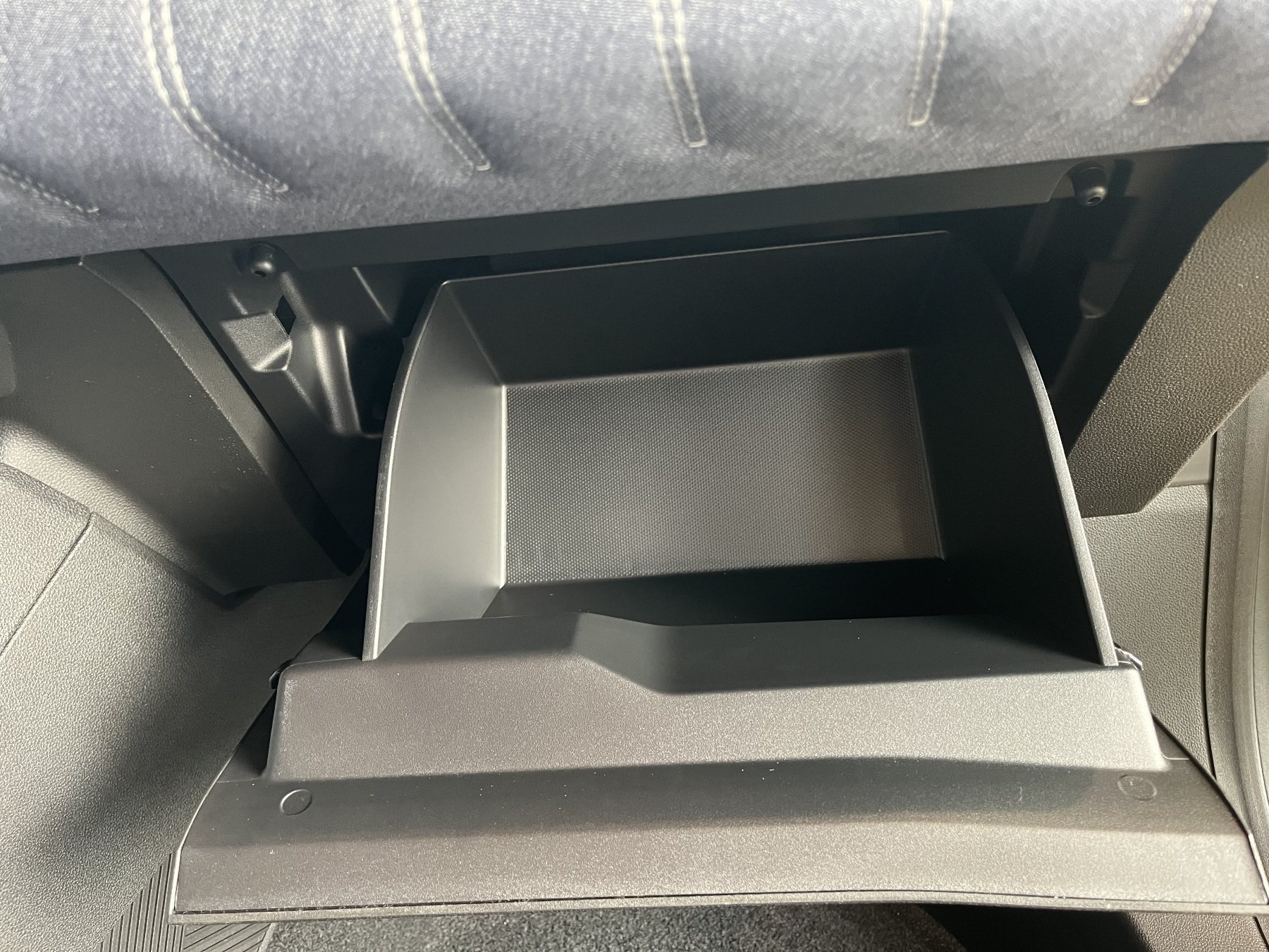 Bild 9 - Master FWD Kasten extra L2H2 3,5t dCi 170 Aut