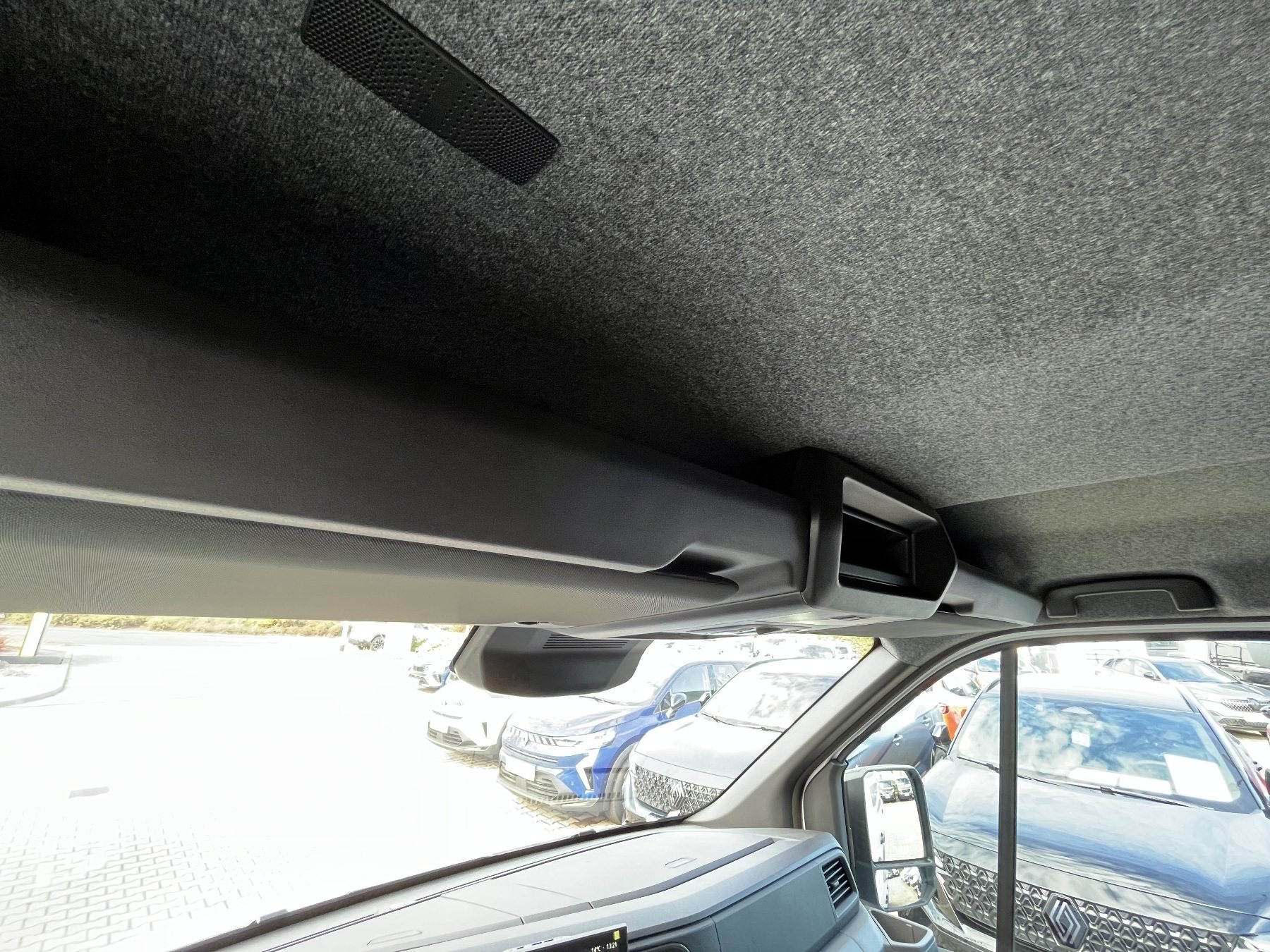 Bild 44 - Master FWD Kasten extra L2H2 3,5t Blue dCi 150