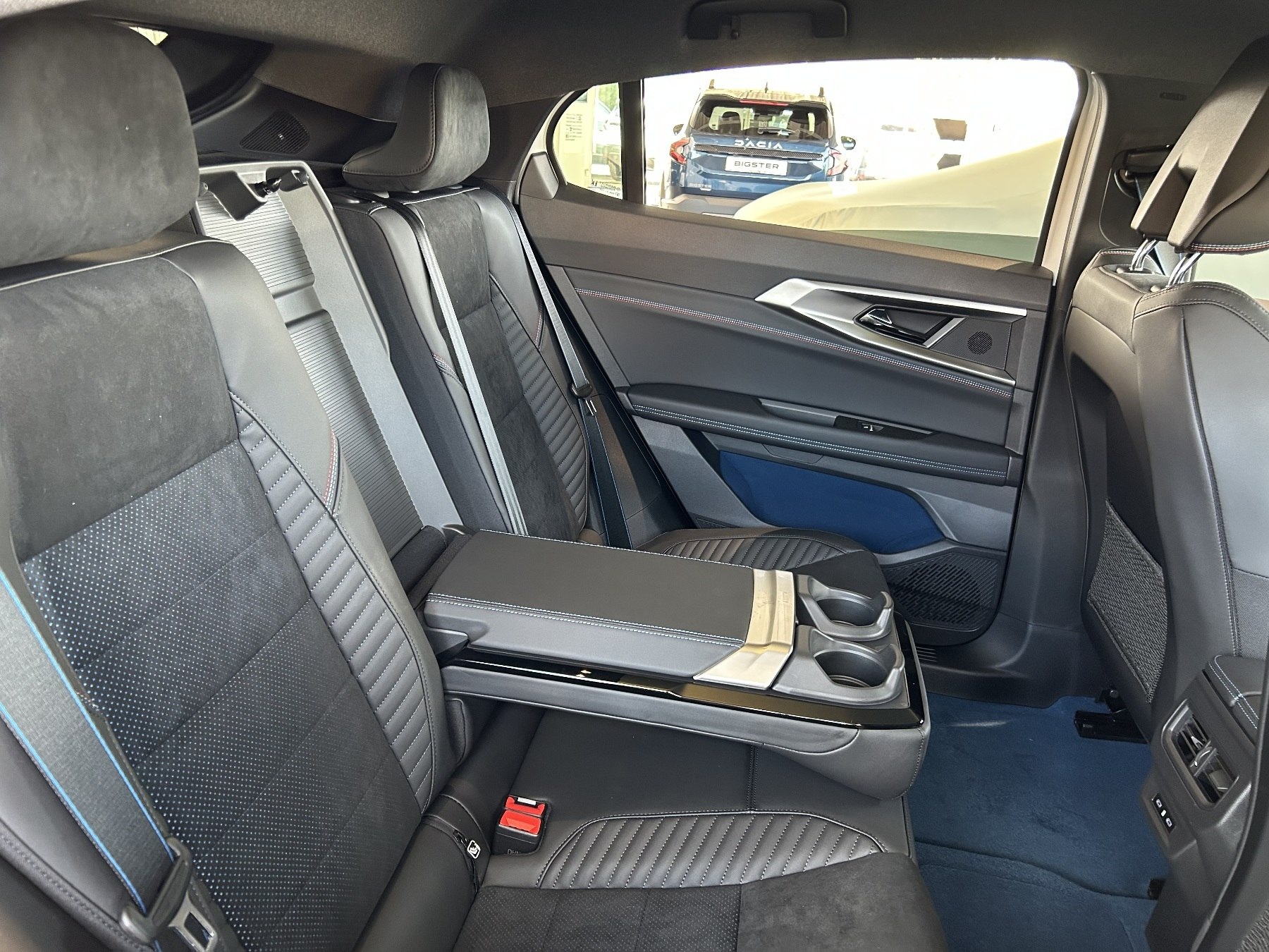 Bild 7 - Rafale Atelier Alpine Plug-in Hybrid 300 4x4