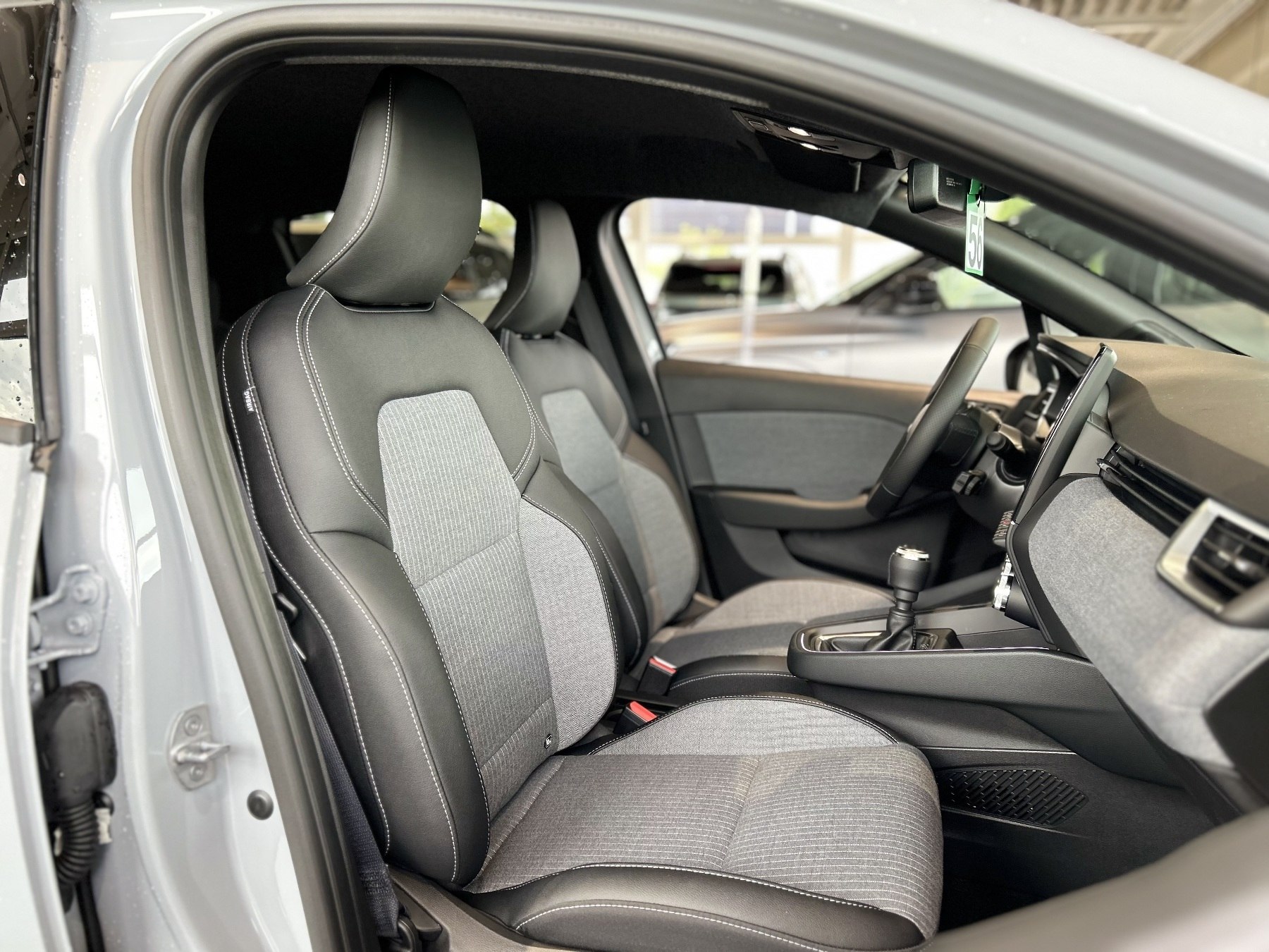 Bild 35 - Clio Techno TCe 90