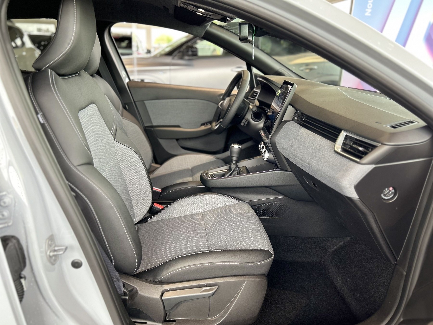 Bild 39 - Clio Techno TCe 90