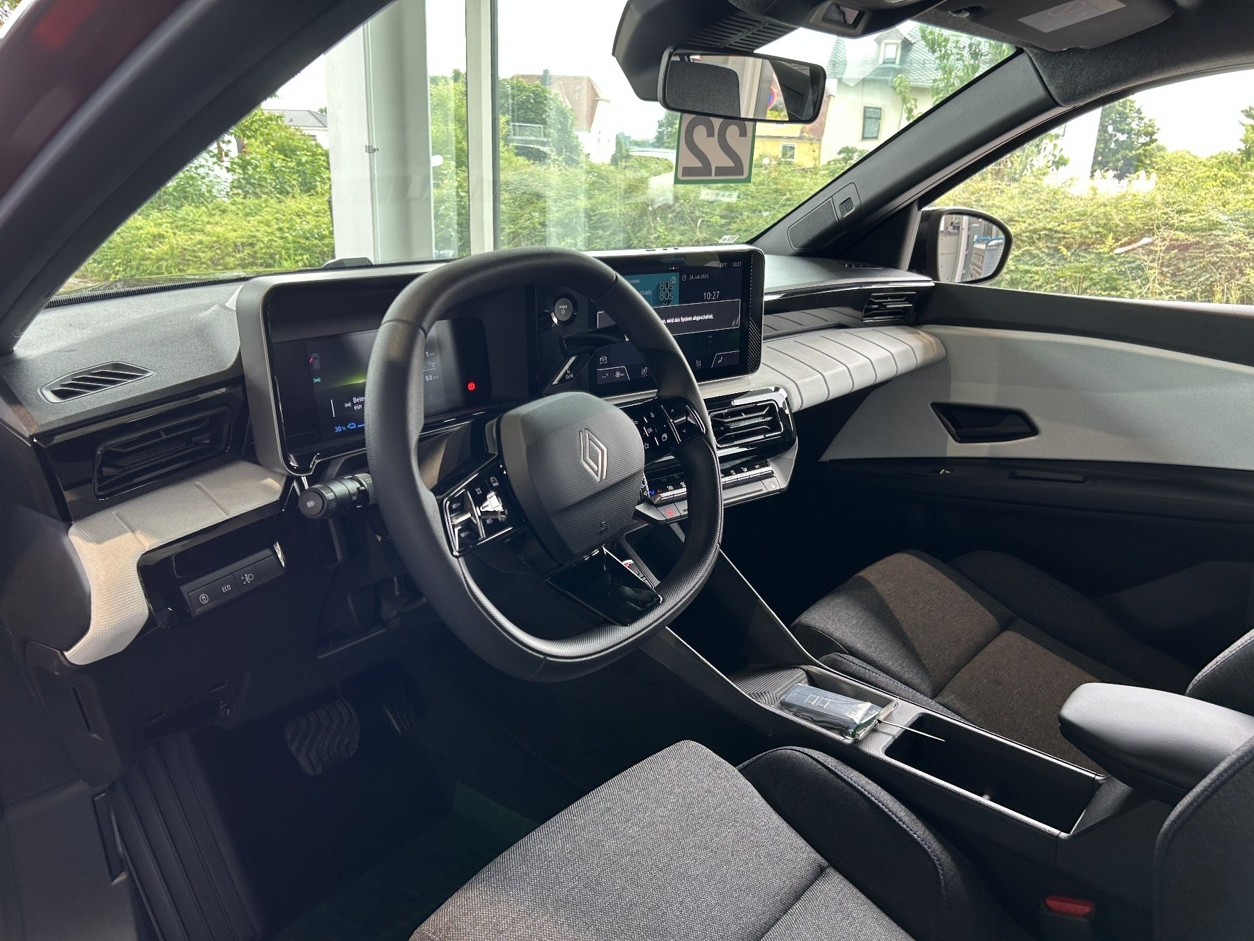 Bild 25 - R 4 E-Tech elektr. Evolution 150 Comfort Range