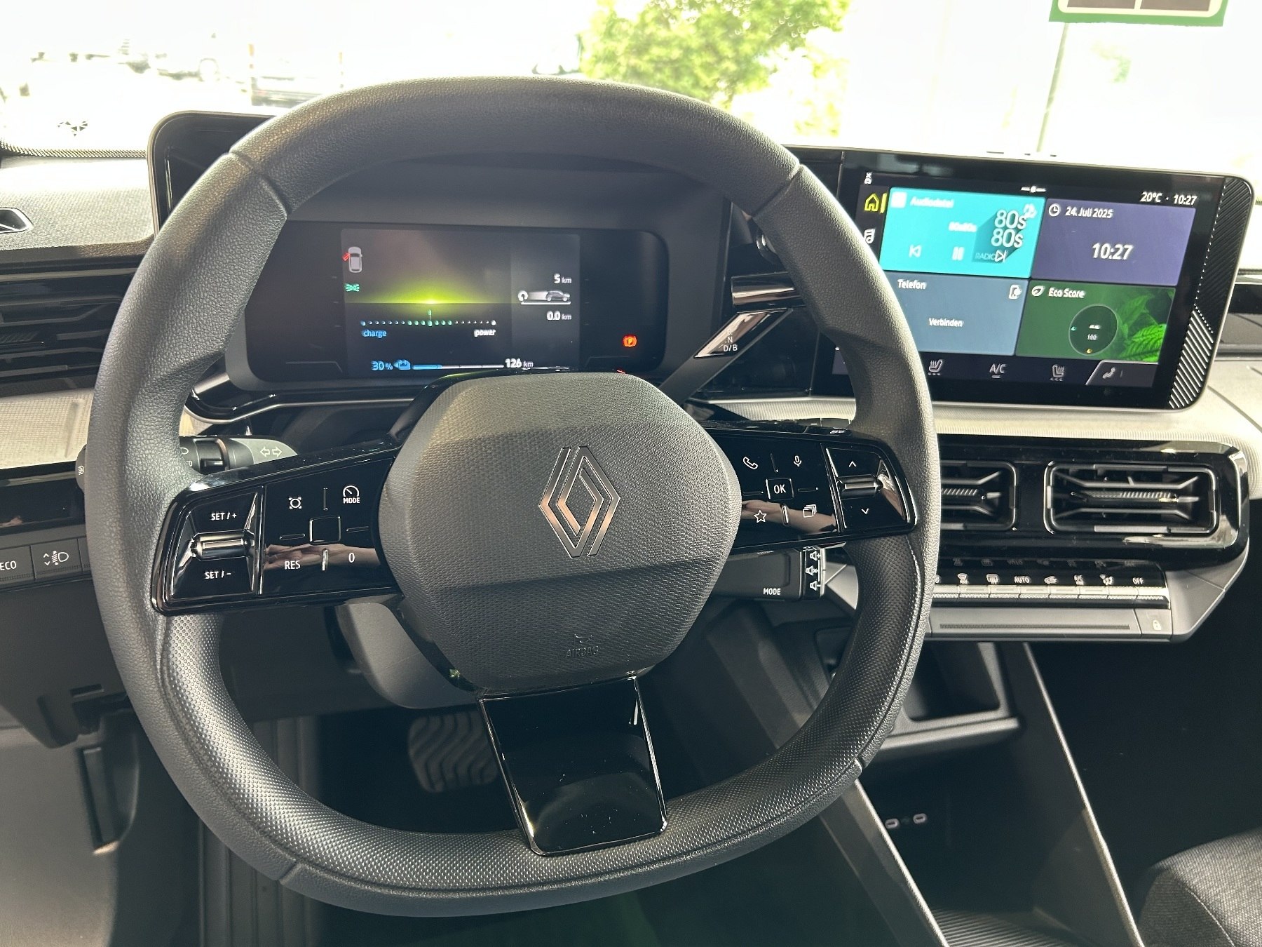 Bild 27 - R 4 E-Tech elektr. Evolution 150 Comfort Range