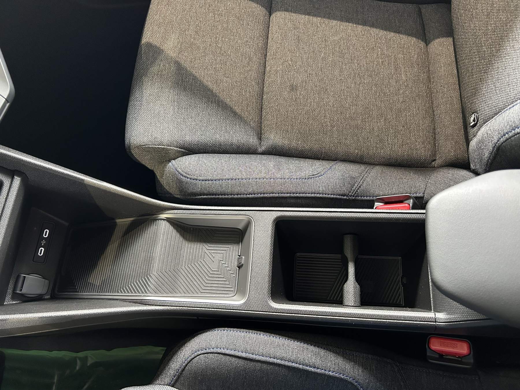 Bild 37 - R 4 E-Tech elektr. Evolution 150 Comfort Range
