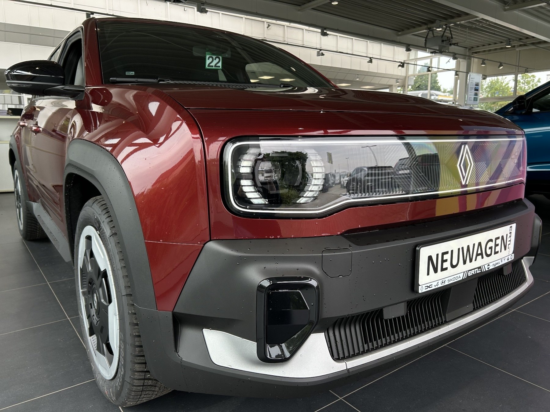 Bild 4 - R 4 E-Tech elektr. Evolution 150 Comfort Range