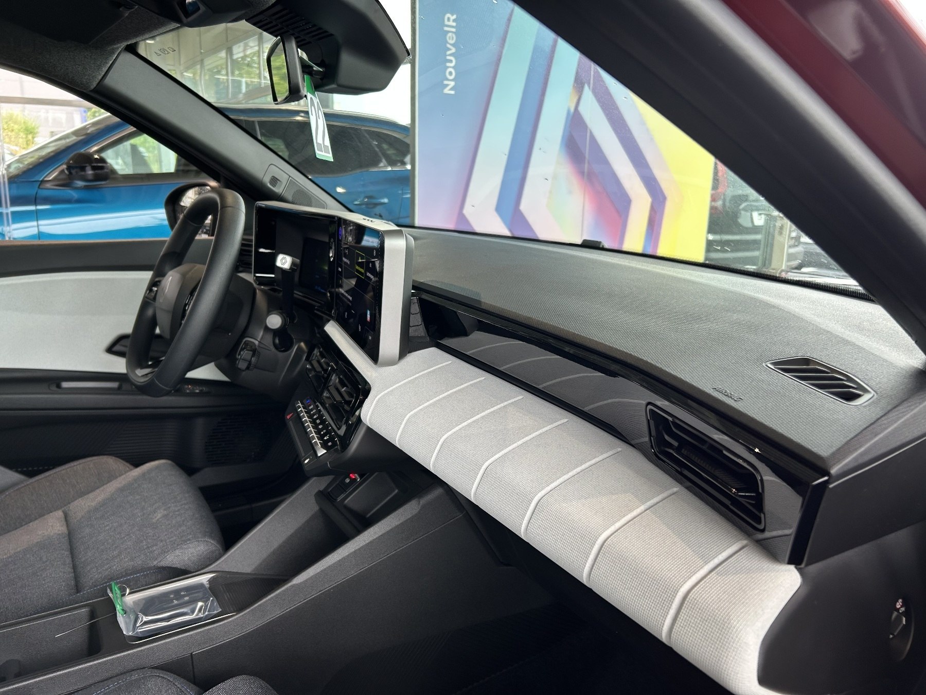 Bild 8 - R 4 E-Tech elektr. Evolution 150 Comfort Range