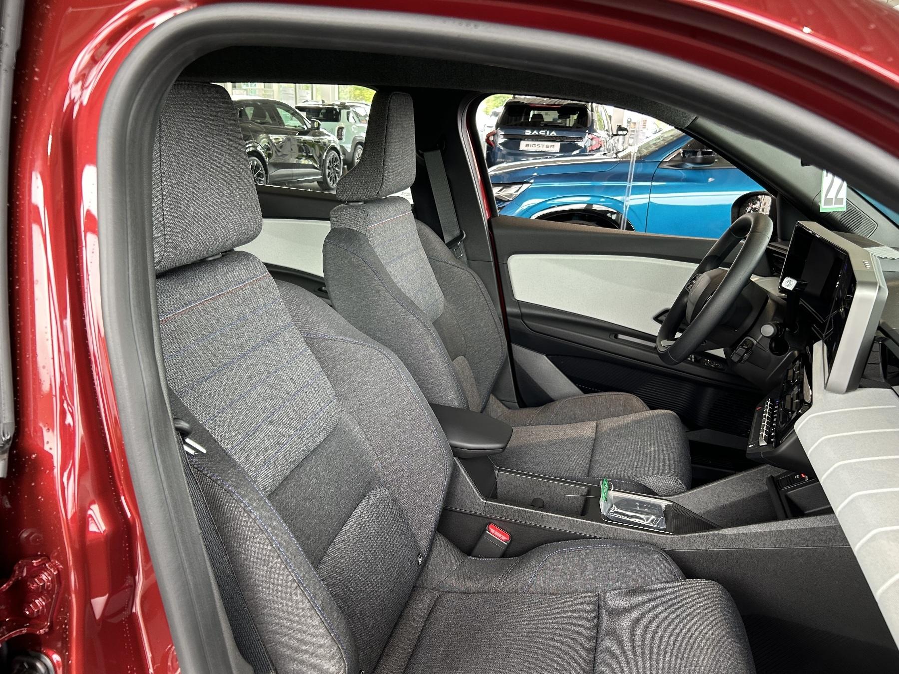 Bild 9 - R 4 E-Tech elektr. Evolution 150 Comfort Range
