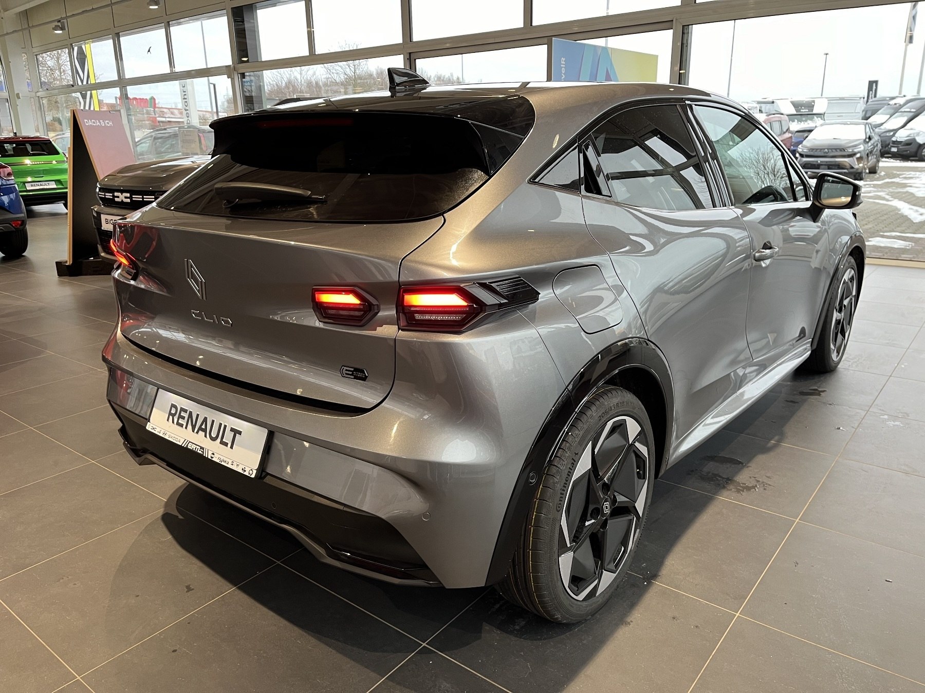Bild 3 - Clio Full Hybrid E-Tech 160PS Techno