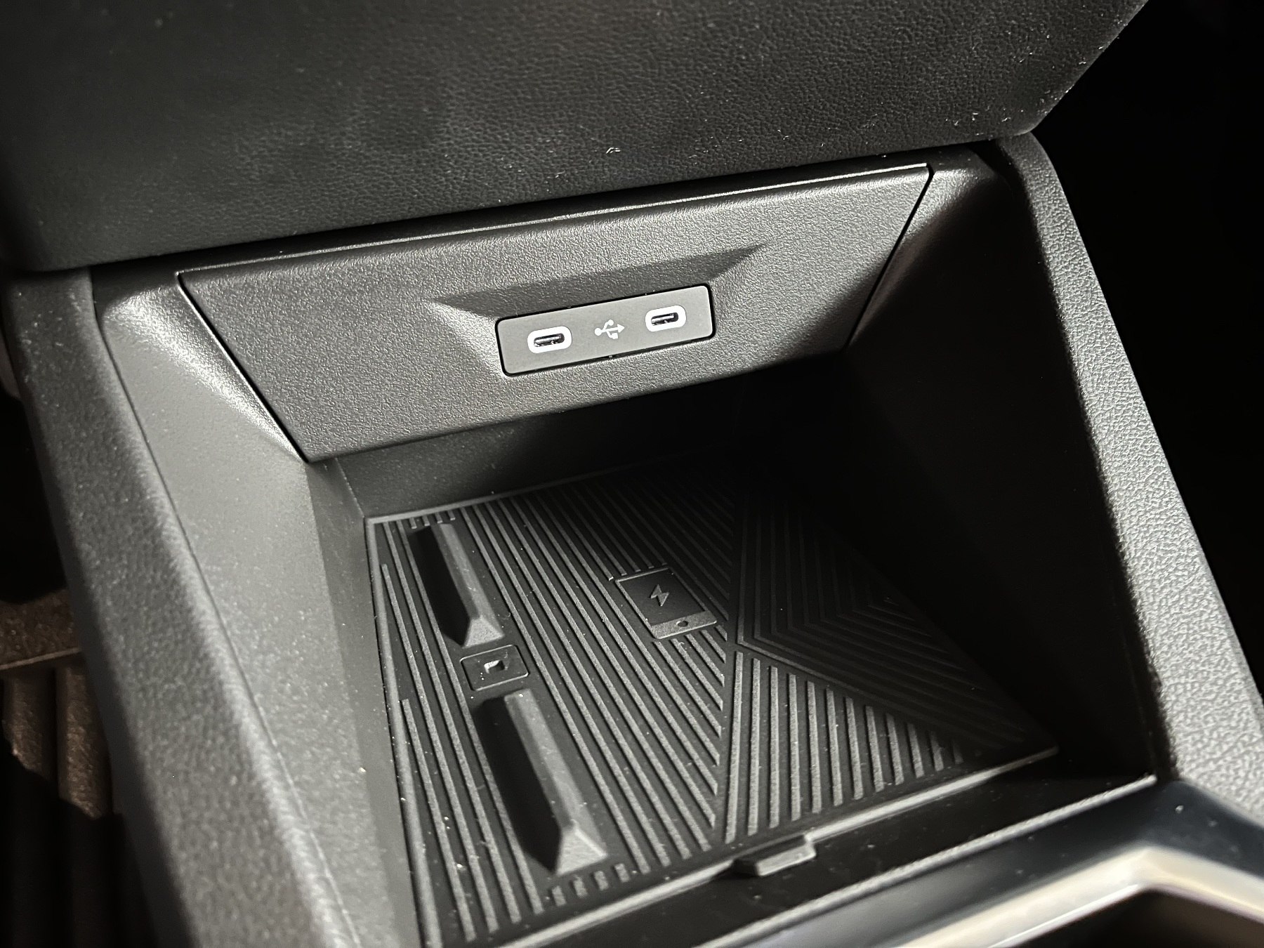 Bild 28 - Clio Full Hybrid E-Tech 160PS Techno