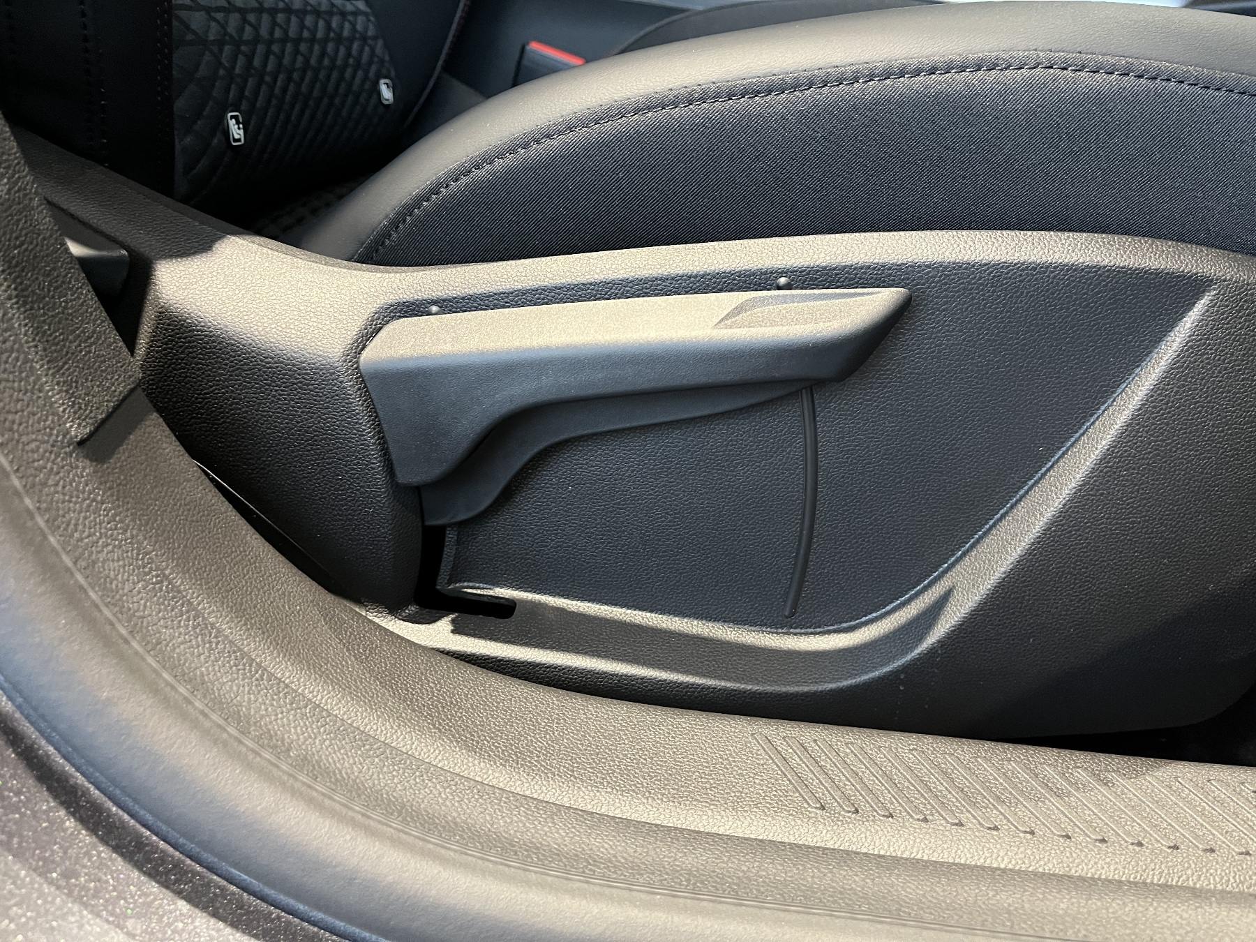 Bild 43 - Clio Full Hybrid E-Tech 160PS Techno