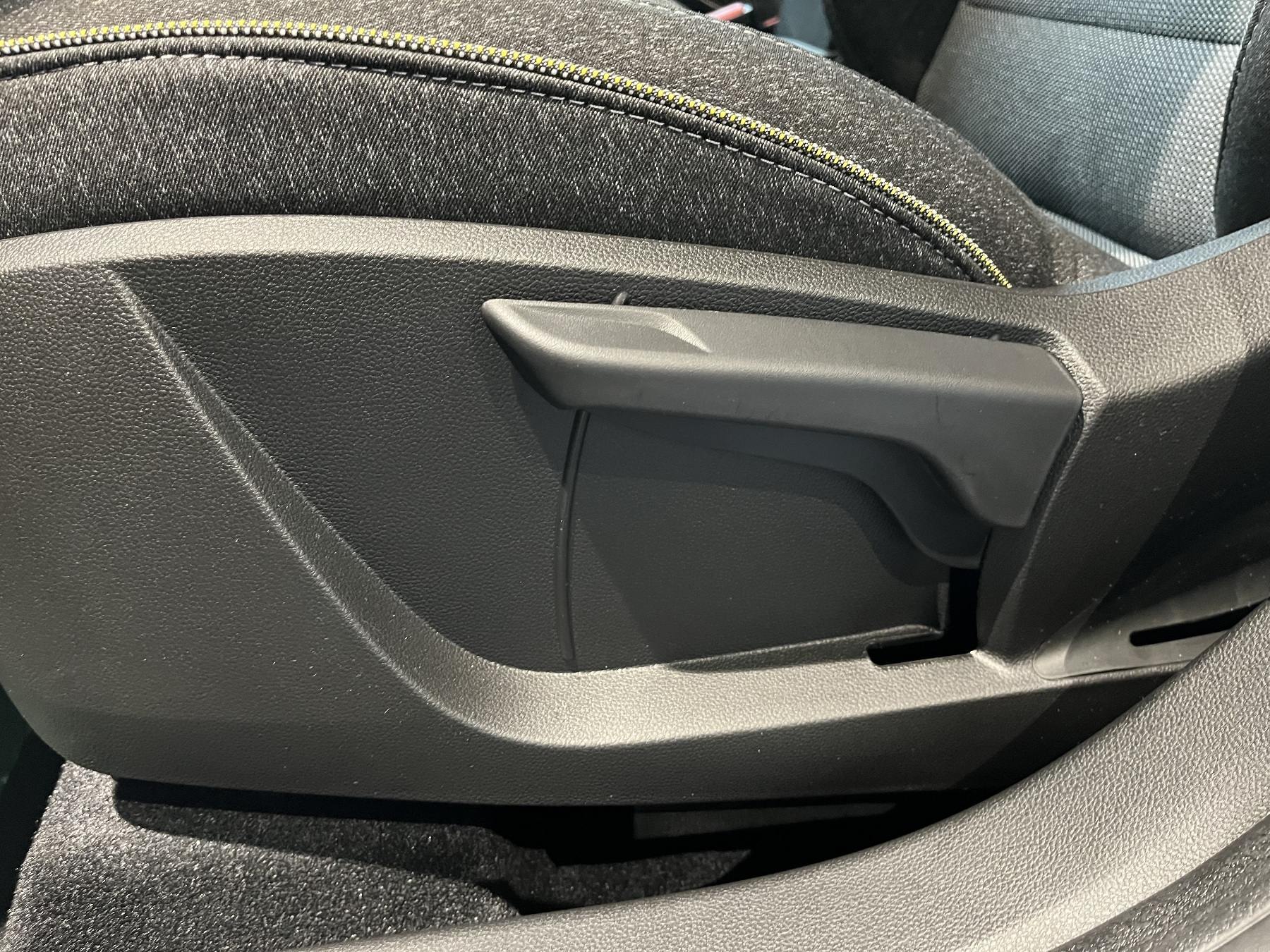 Bild 24 - Captur KISS TCe 90