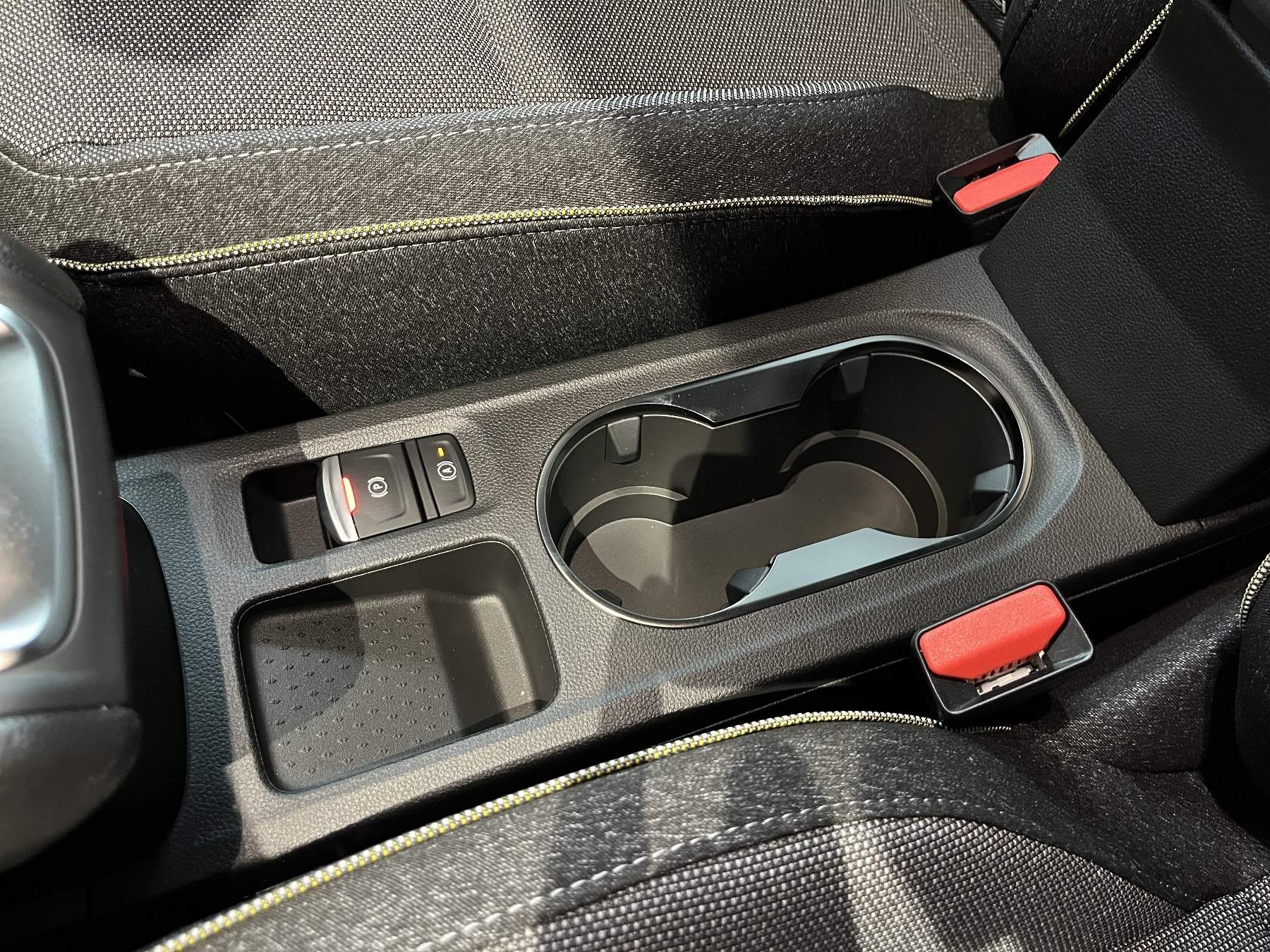 Bild 33 - Captur KISS TCe 90