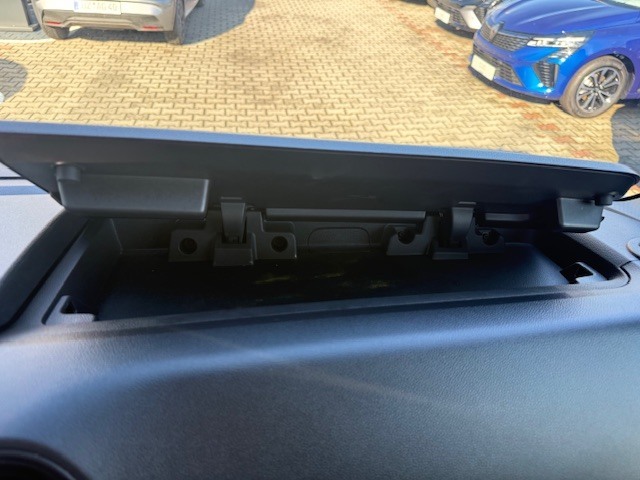 Bild 40 - Master Fahrgestell FWD Fahrgestell Pritsche 3,5