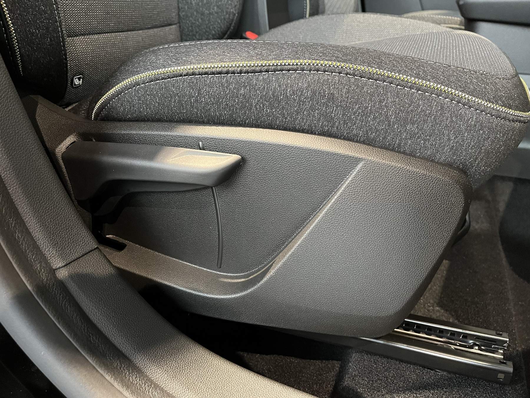 Bild 8 - Captur KISS TCe 90