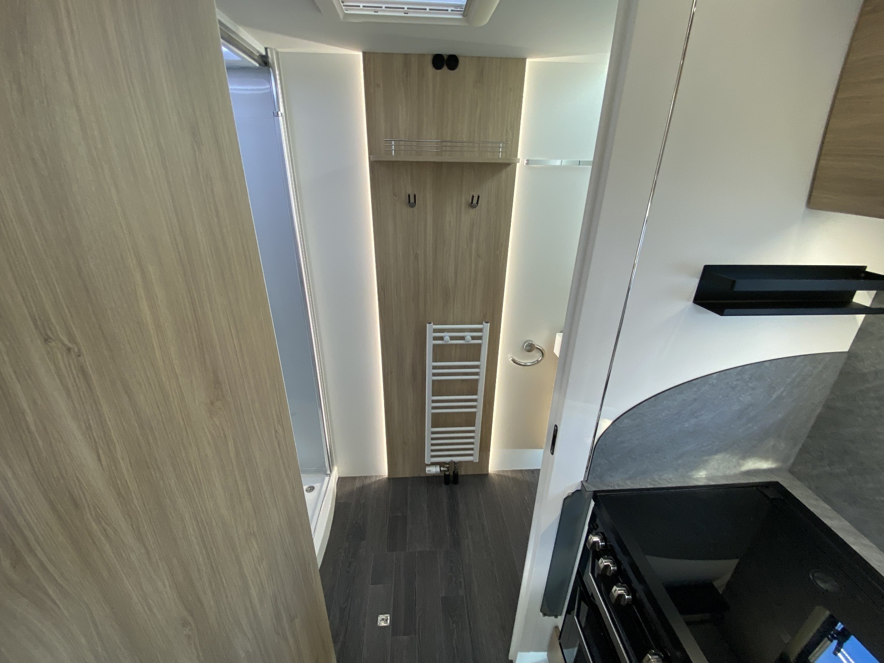Bild 29 - I 640 F-Line 4,5t Dachklima* Luftfahrwerk* Alde*