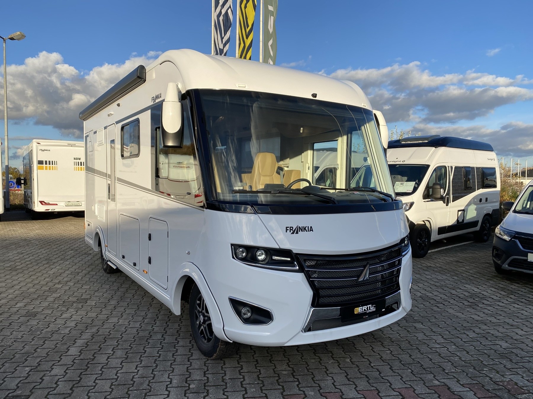 Bild 3 - I 640 F-Line 4,5t Dachklima* Luftfahrwerk* Alde*