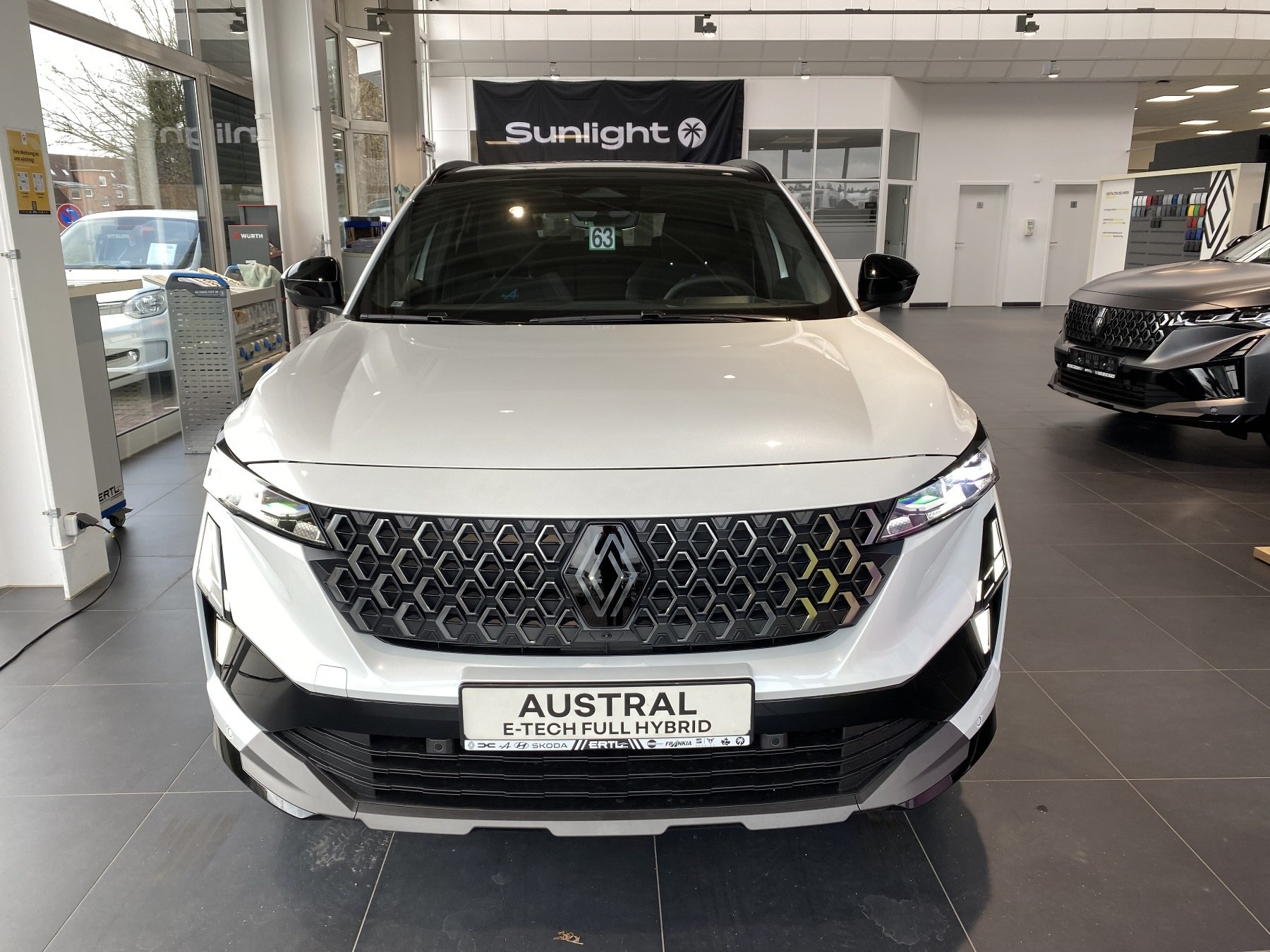 Bild 2 - Austral Esprit Alpine Full Hybrid E-Tech 200