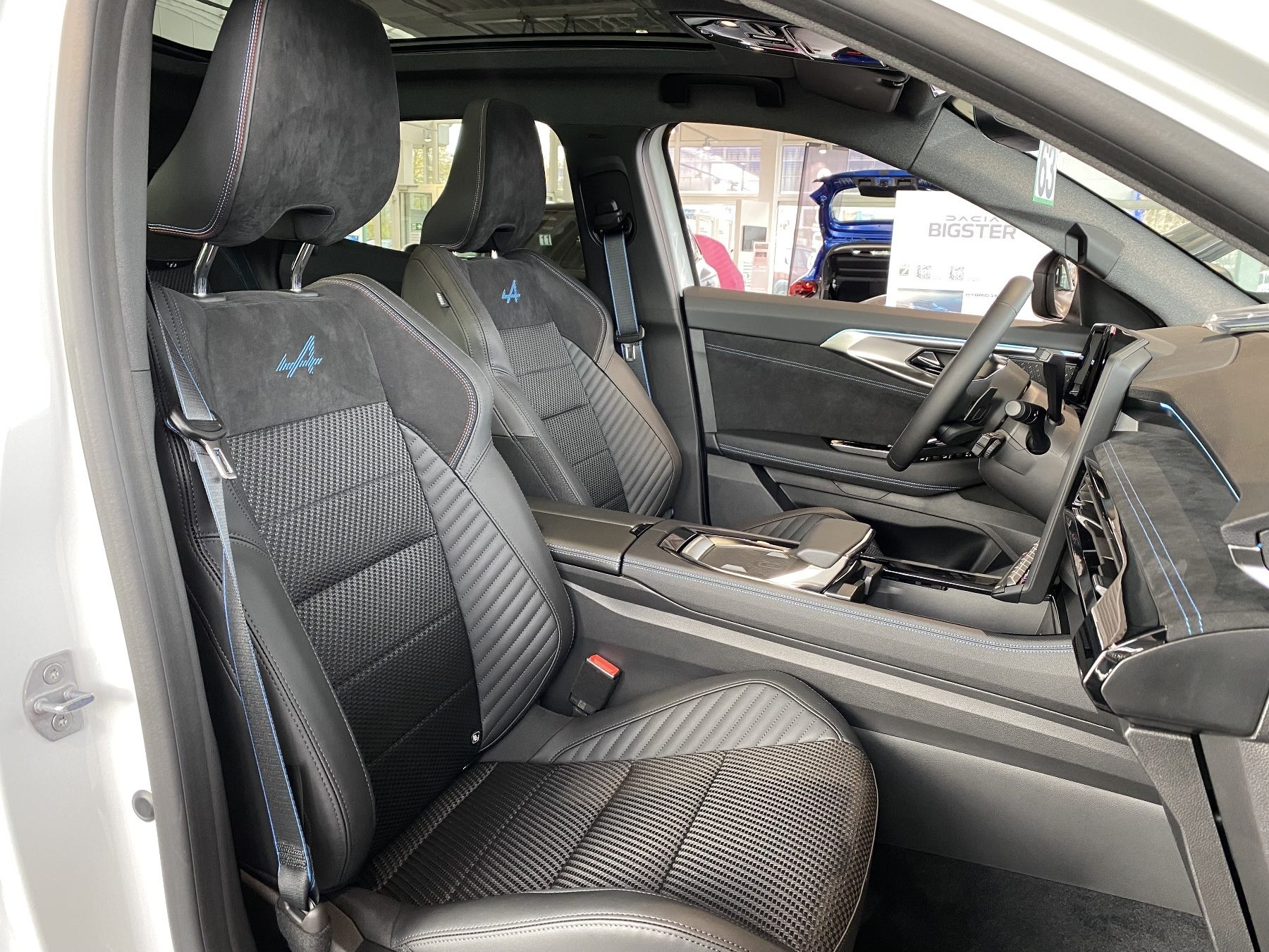 Bild 5 - Austral Esprit Alpine Full Hybrid E-Tech 200