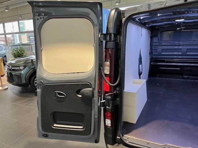 Bild 31 - Trafic Lkw Komfort L2H1 3,1t Blue dCi 150 MY25