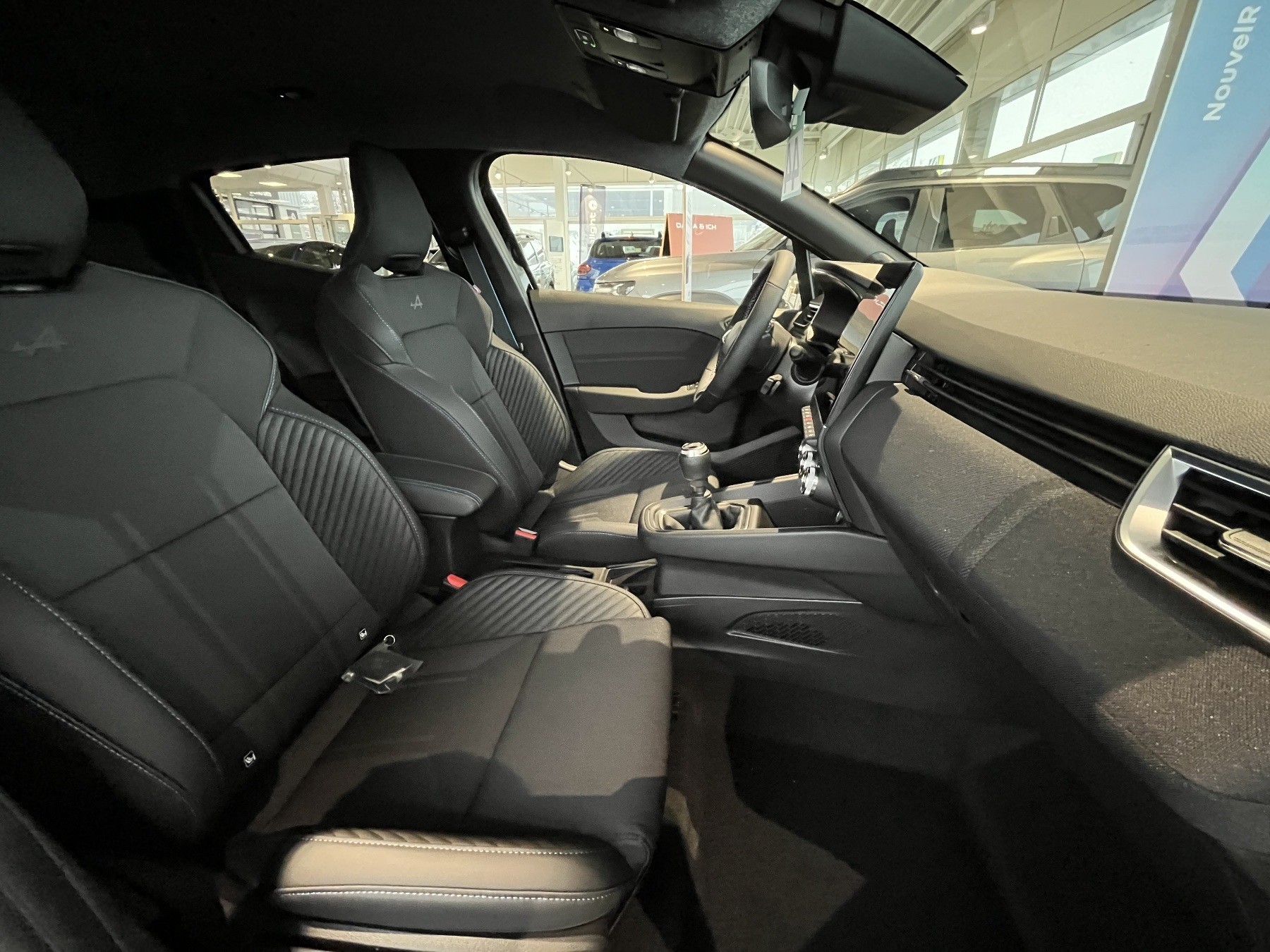 Bild 8 - Clio Esprit Alpine TCe 90