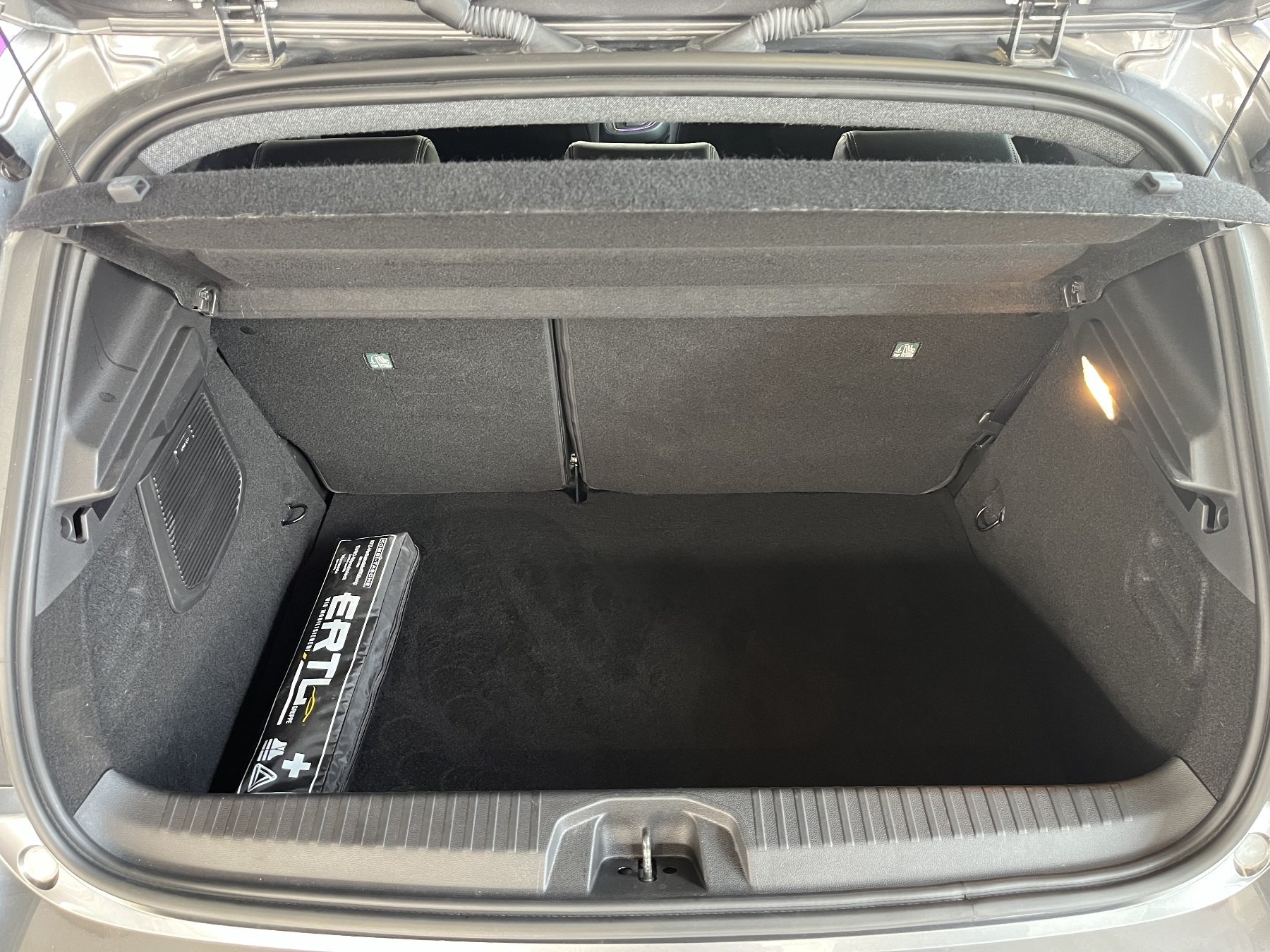 Bild 15 - Clio Sondermodell E-TECH Engineered