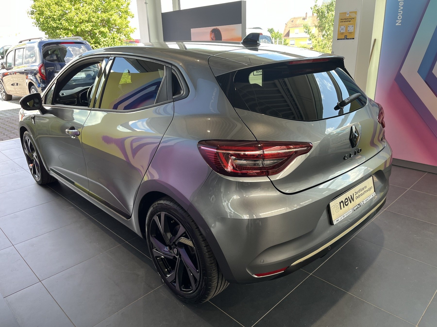Bild 19 - Clio Sondermodell E-TECH Engineered