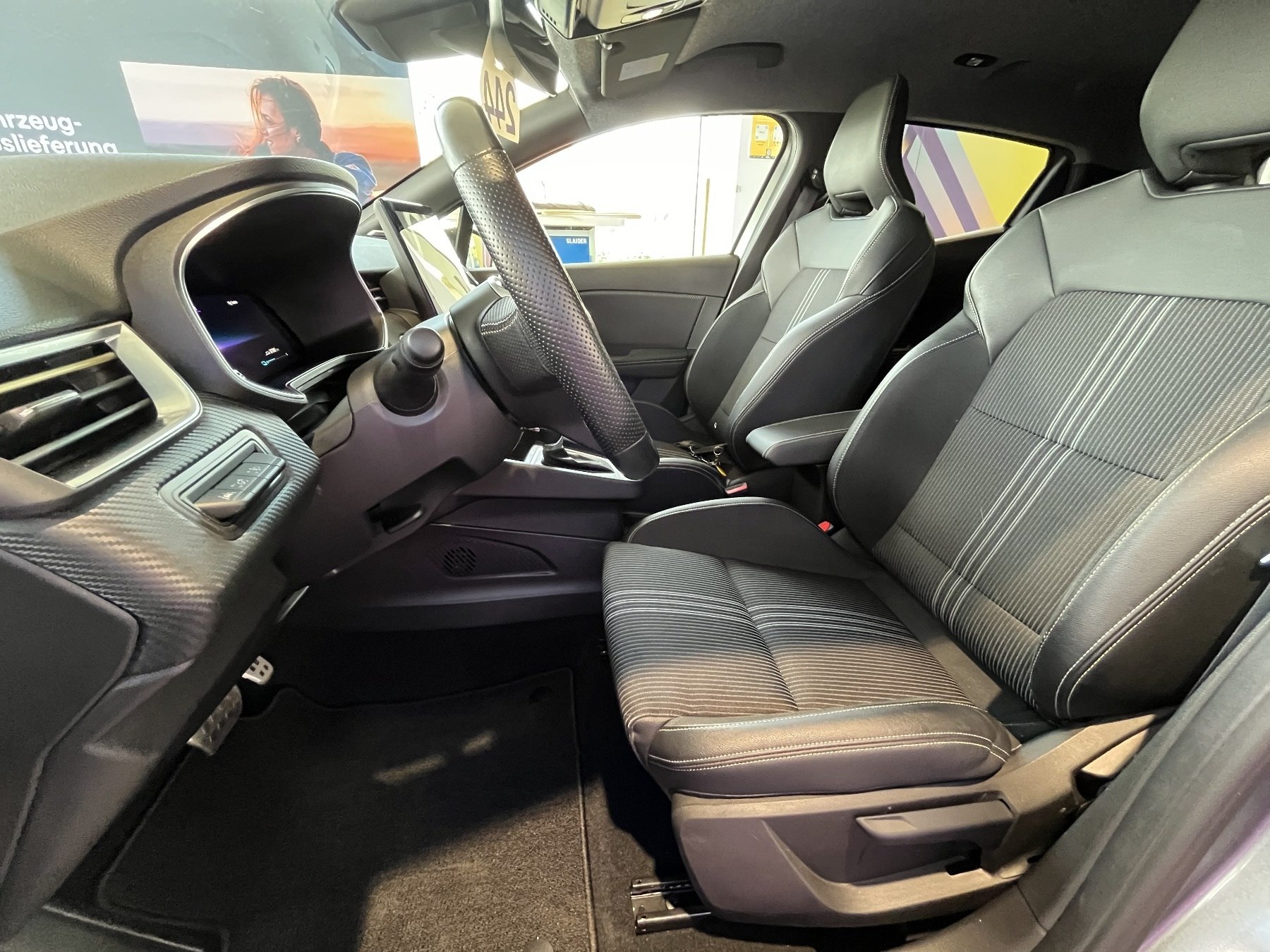 Bild 21 - Clio Sondermodell E-TECH Engineered