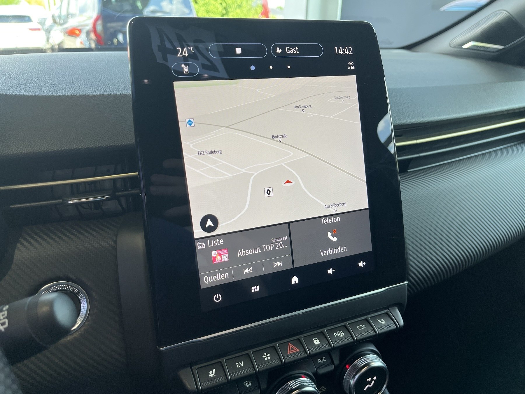Bild 32 - Clio Sondermodell E-TECH Engineered