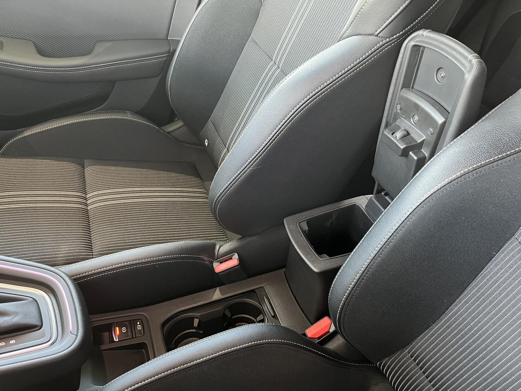 Bild 37 - Clio Sondermodell E-TECH Engineered
