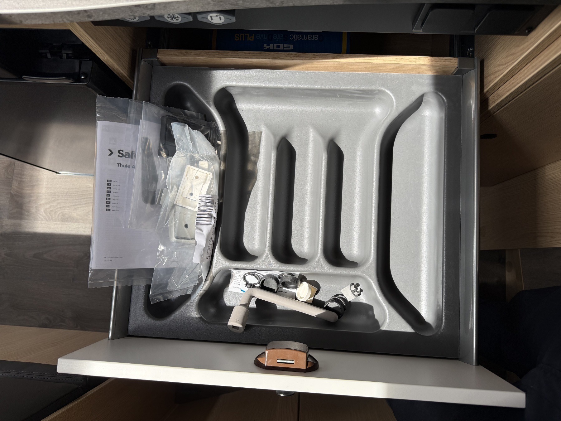 Bild 16 - V 66 *ACC*Combi 6E*Markise