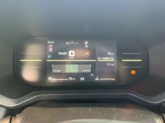 Bild 18 - Duster Journey hybrid-G 150 4x4