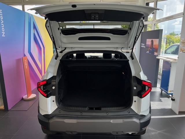 Bild 34 - Duster Journey hybrid-G 150 4x4