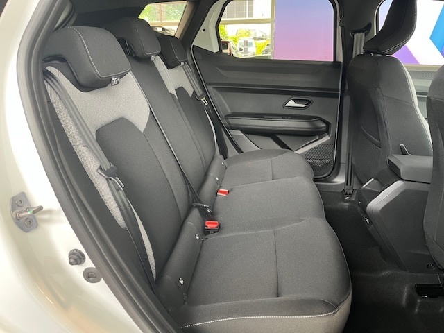 Bild 38 - Duster Journey hybrid-G 150 4x4
