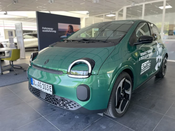 Details zum Fahrzeug: Renault Twingo E-TECH elektrisch Techno 80hp Urban Range