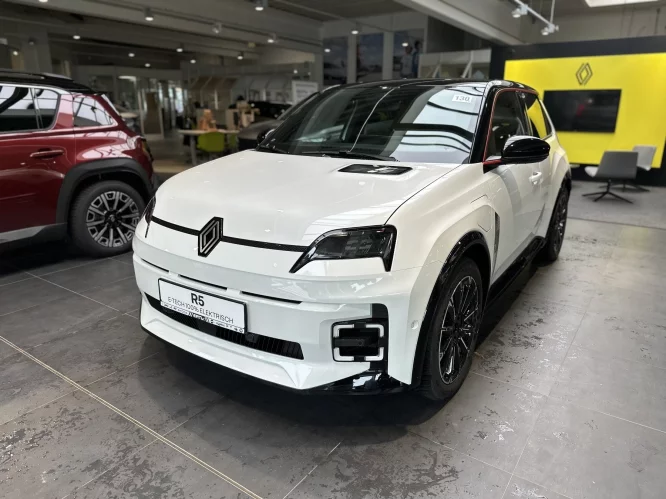 Details zum Fahrzeug: Renault R 5 Iconic Five 120 Urban Range