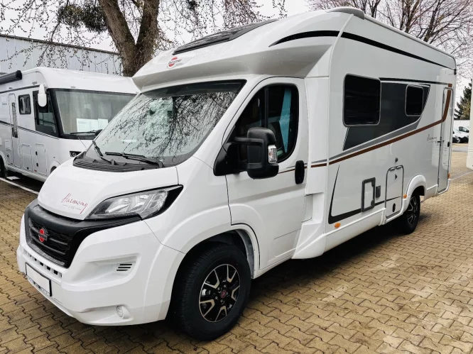 Details zum Fahrzeug: BUERSTNER Lyseo TD IT 684 HARMONY LINE#MARKISE #ALLWETTER