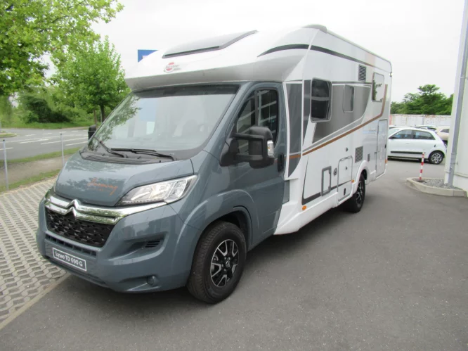 Details zum Fahrzeug: BUERSTNER Lyseo TD T / IT 690 G