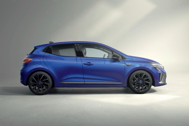 Renault Clio seitlich.