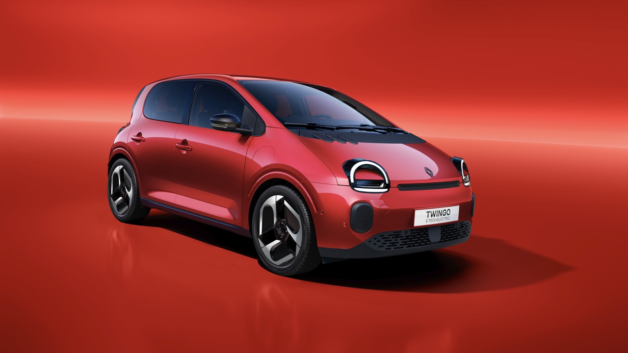 Renault Twingo E-Tech Front schräg in rot.
