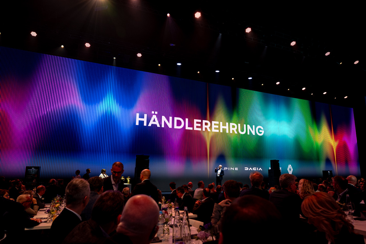 Renault Munich BeAStarProductions Händlerehrung