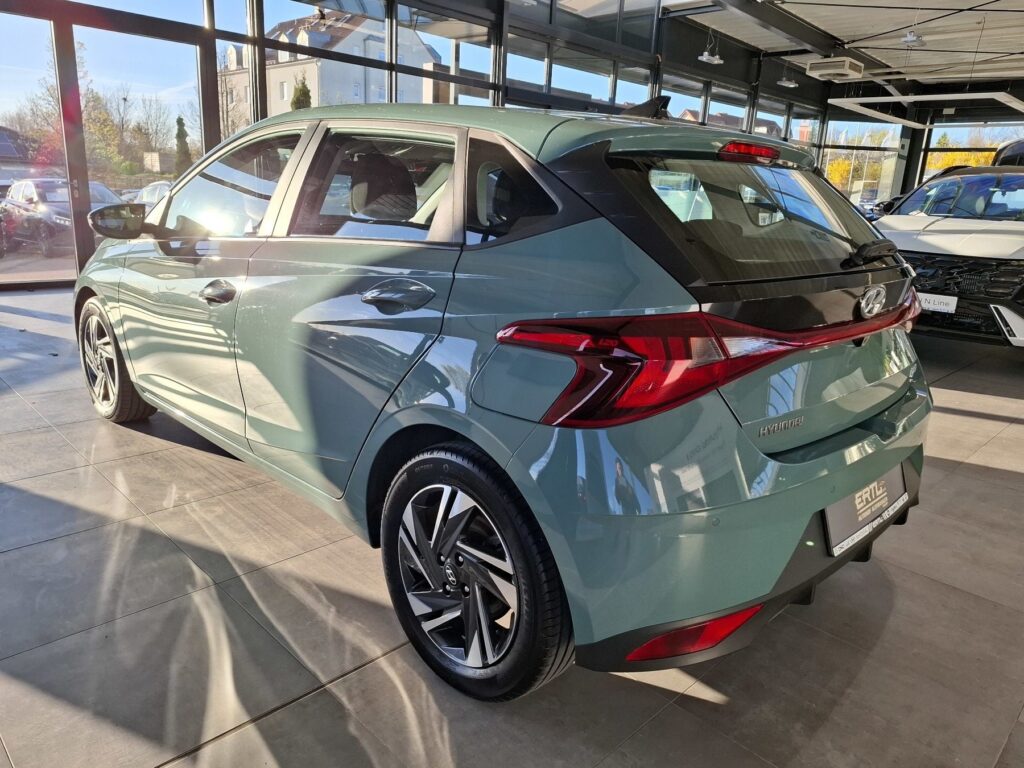 HYUNDAI i20 Exposé-Bild 6