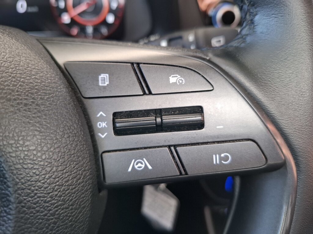 HYUNDAI i20 Exposé-Bild 20