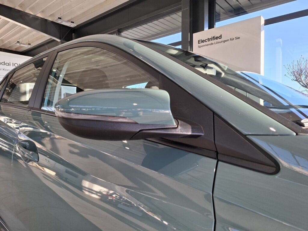 HYUNDAI i20 Exposé-Bild 38