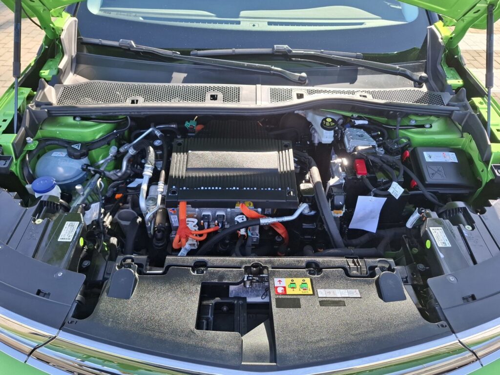 Opel Mokka-e Exposé-Bild 39